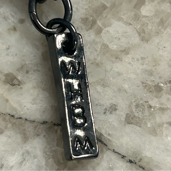 White House Black Market Gorgeous Crystal Gem Necklace - Picture 6 of 6